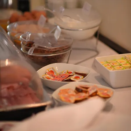 Hotel Central Hotel 3*