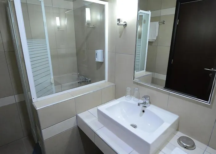 Отель Central Hotel