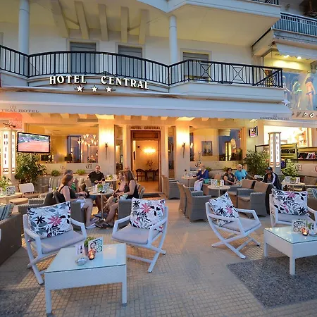 Central Hotel 3*